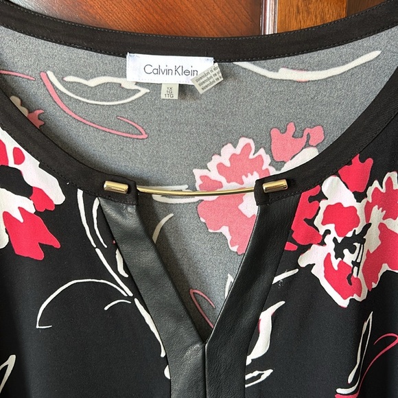 Women’s Lot of Dress Blouses NEW OR LIKE NEW. Size XL/1X/XXL - Picture 10 of 16
